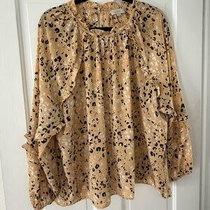 LOFT Tan and Black Patterned Garment